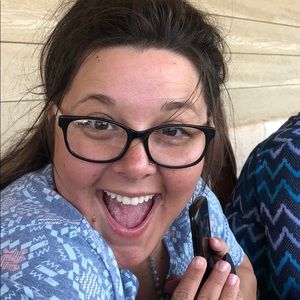 Meet your Posher, Kim